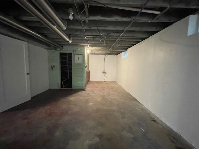Building Photo - 2229 Parkview Pl