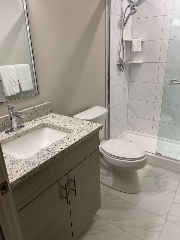 Building Photo - 1417 W9th St