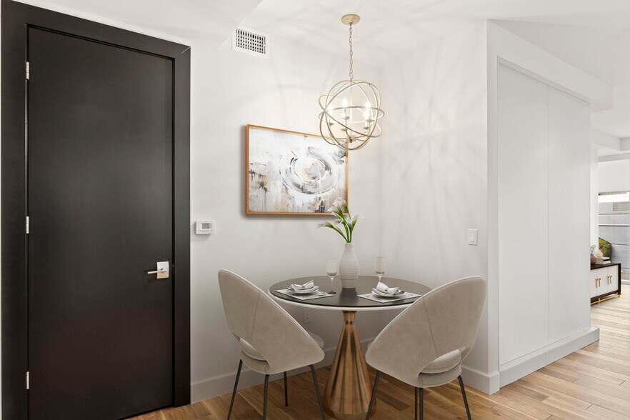 Virtually staged eat-in kitchen - 4422 N 75th St
