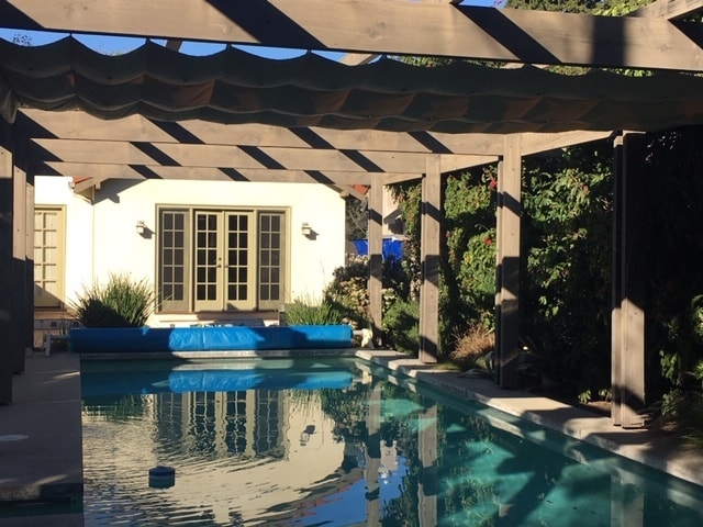 Great entertaining space. - 862 Allen Ave