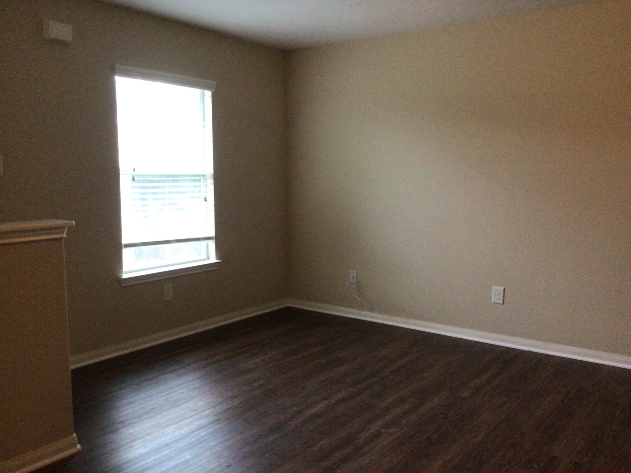 Building Photo - 22270 Queenbury Hills Dr