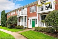 Building Photo - 413 N Eton St