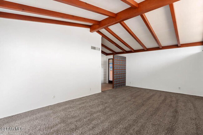 Building Photo - 3313 Cork Dr