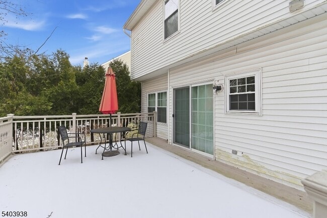 Building Photo - 7 Harvard Cir