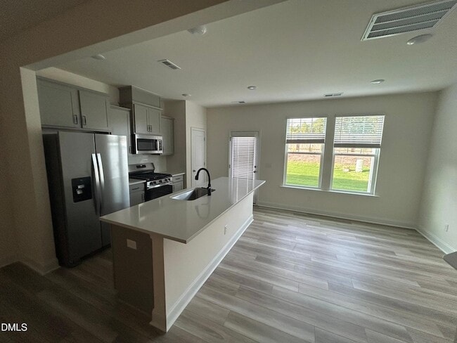 Building Photo - 66 Bloodroot St