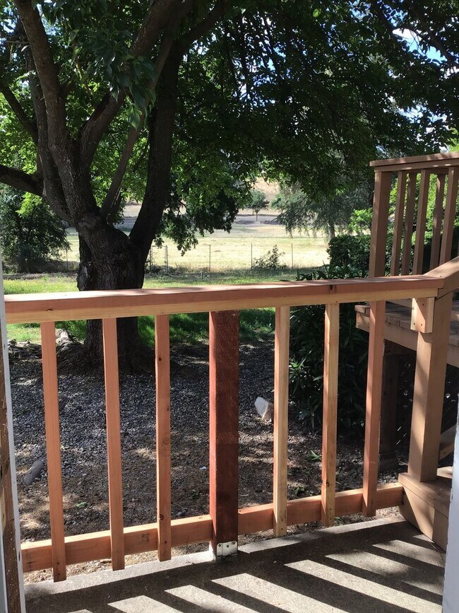 Building Photo - Beautiful Rocklin home