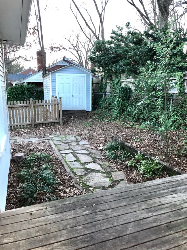 Fenced backyard with new shed - 1401 N DUKE ST