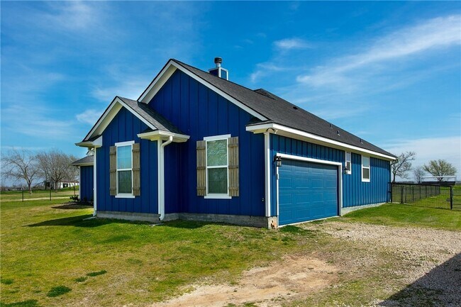 Building Photo - 12268 Cr 175
