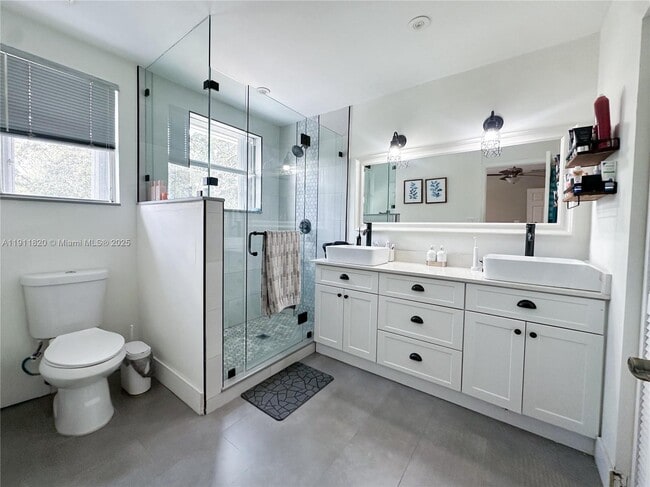 Building Photo - 1229 NW 125th Terrace