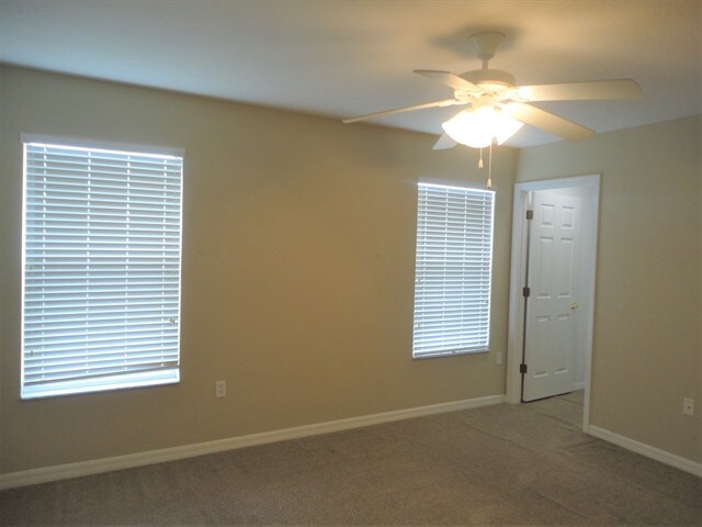 Building Photo - 8806 Grand Bayou Court