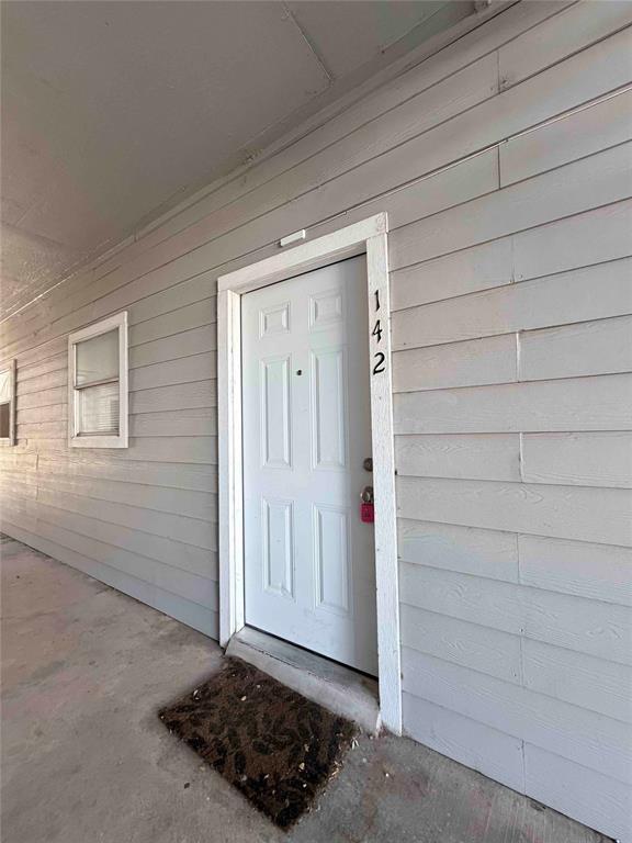 Building Photo - 12166 Metric Blvd