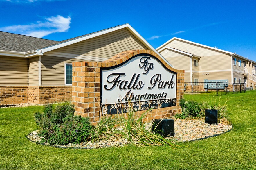 Falls Park Apartments - Sioux Falls, SD | Apartment Finder