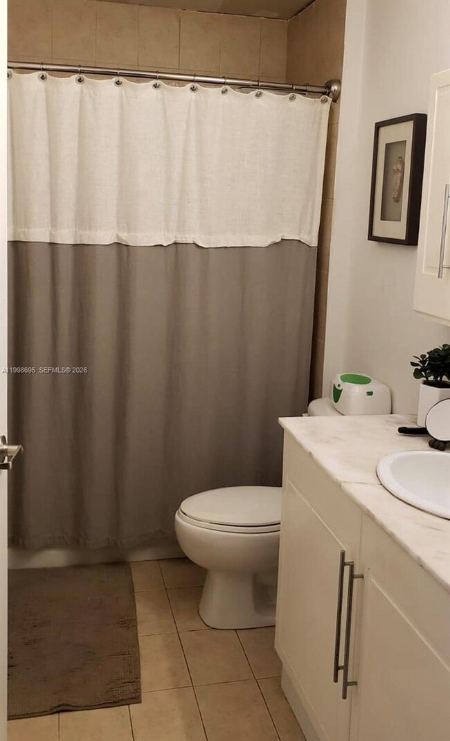 Building Photo - 275 NE 18th St