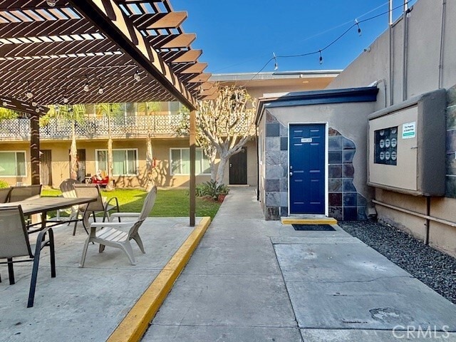 Building Photo - 1820 W Sallie Ln