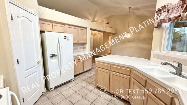 Building Photo - 241 N Helm Ave