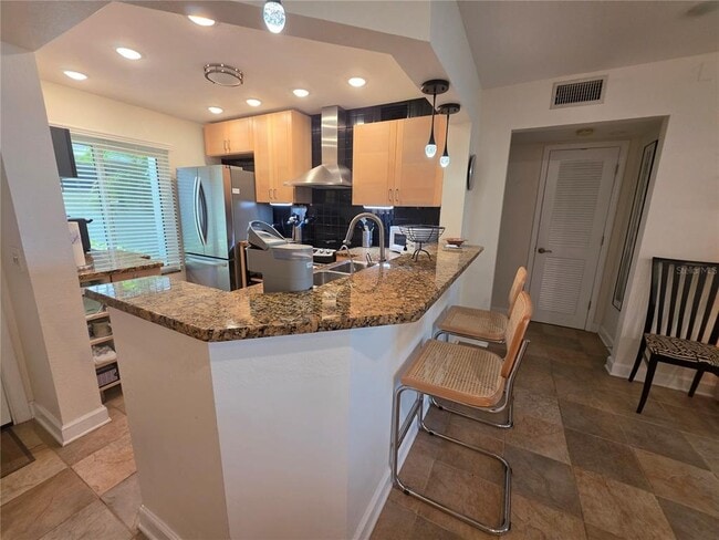 Building Photo - 6295 Bahia Del Mar Cir
