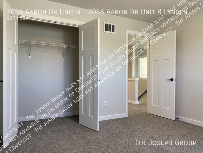 Building Photo - 2058 Aaron Dr
