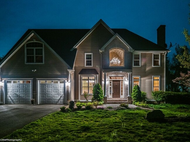 Building Photo - 6 Romano Ct