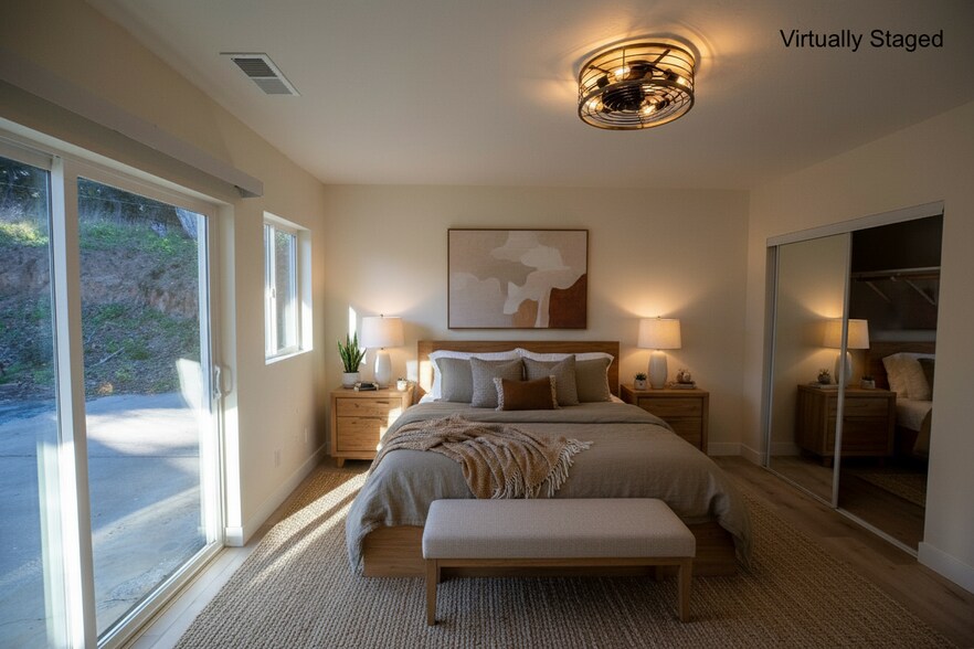 Building Photo - 384 Crazy Horse Canyon Rd