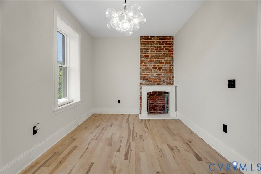 Building Photo - 2318 Venable St