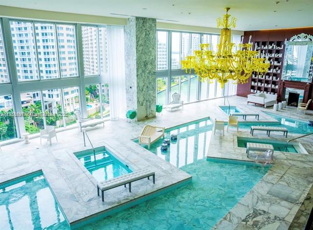 Building Photo - 495 Brickell Ave