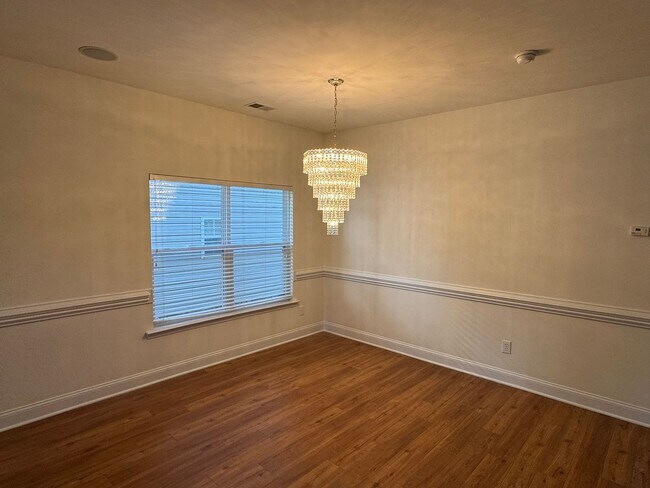 Building Photo - 6622 Latherton Ln