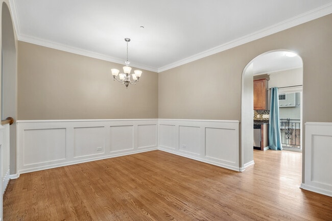 Building Photo - 1509 Lake Ridge Ct