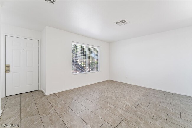 Building Photo - 3683 Lucido Dr