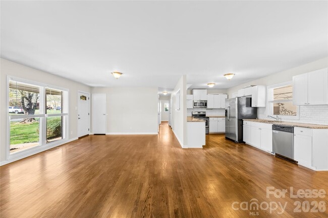 Building Photo - 4033 Woodgreen Terrace