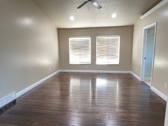 Building Photo - 13178 Woodridge Oak Cir