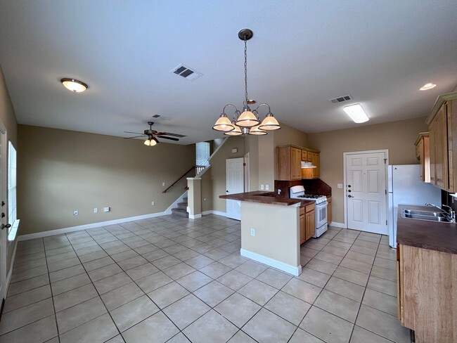 Building Photo - 7202 Meador Ave