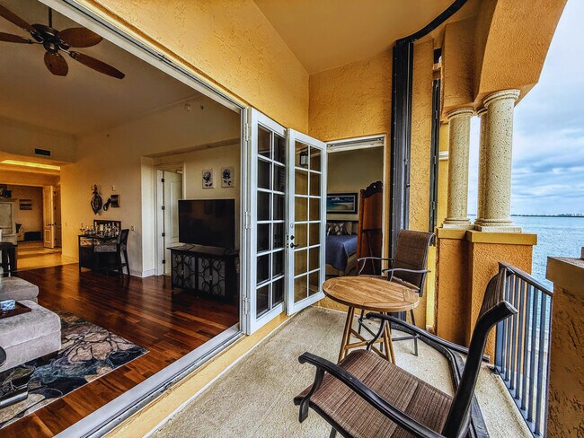 Building Photo - 20 Orange Ave