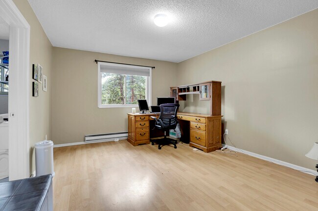 Building Photo - 9209 William Cody Dr