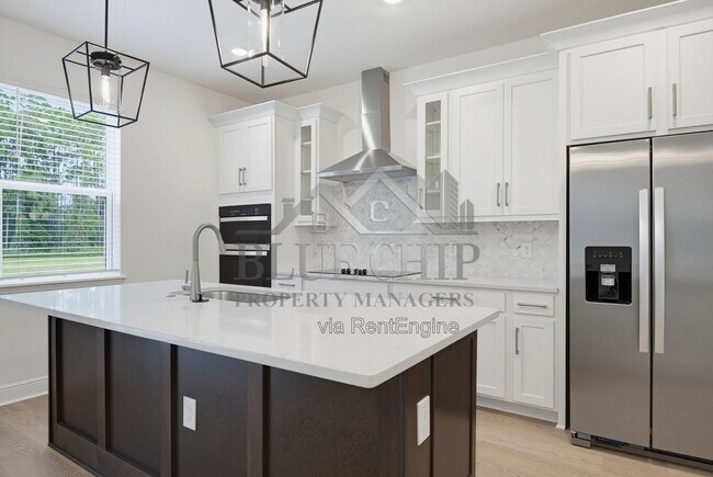 Building Photo - 1217 Pampus Dr