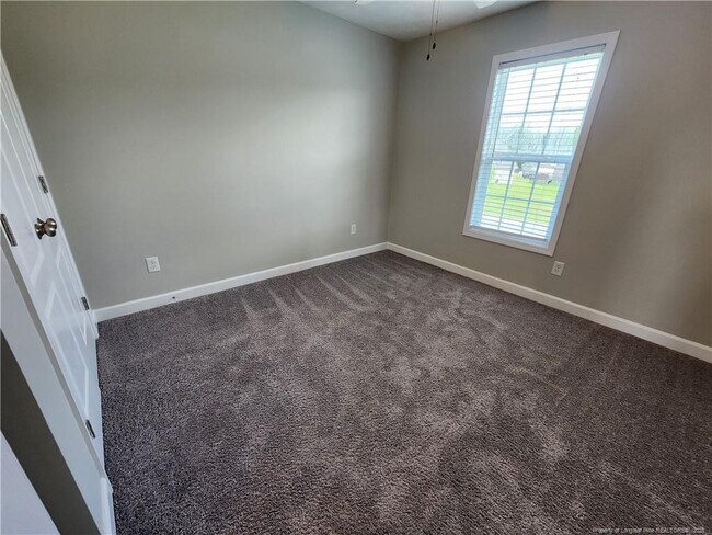 Building Photo - 2804 Ally Rayven Dr
