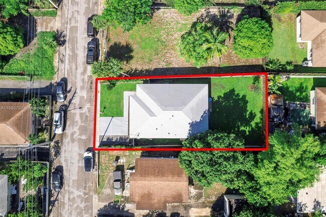 Building Photo - 901 20th St