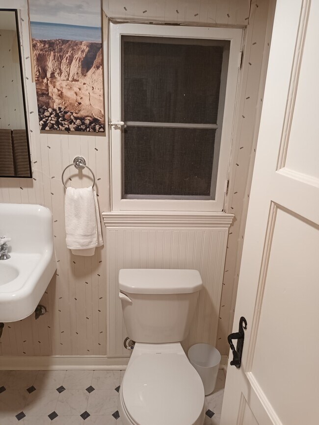 Building Photo - 359 Heather Heights Ct