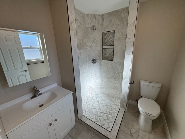 Building Photo - Beautiful Brand New 2 Story Home