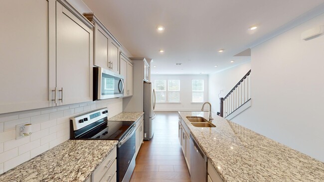Building Photo - 1457 Briar Creek Rd