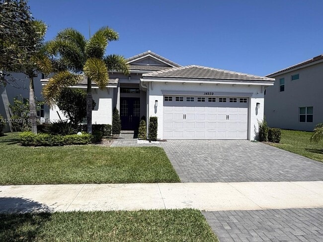 Building Photo - 14939 Goldspar Ct