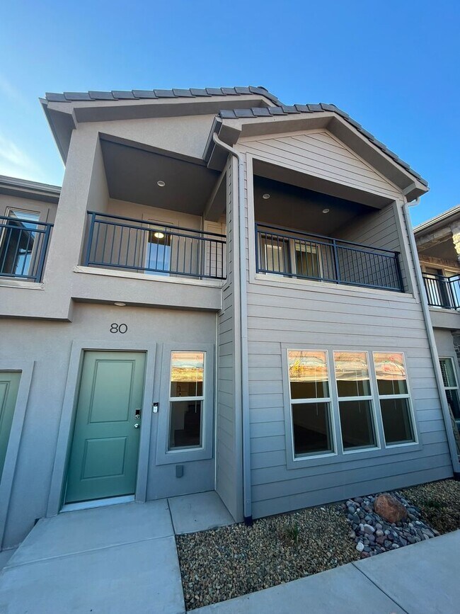 Building Photo - Azalea Beauty!