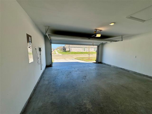 Building Photo - 1801 Rushpea Dr