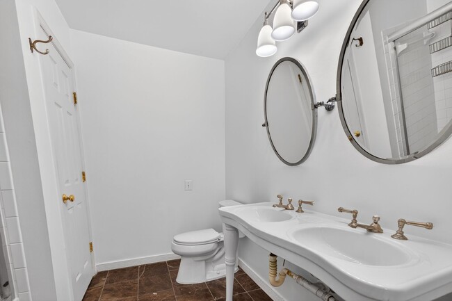 Building Photo - 18809 Sparkling Water Dr