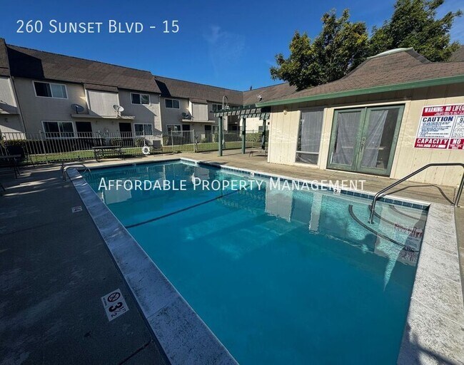 Building Photo - 260 Sunset Blvd