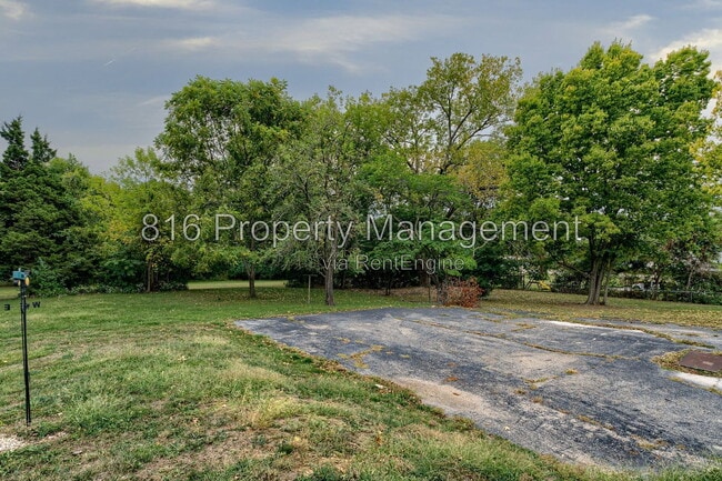 Building Photo - 429 NE 87th St