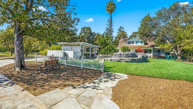 Building Photo - 1130 Edgewood Rd