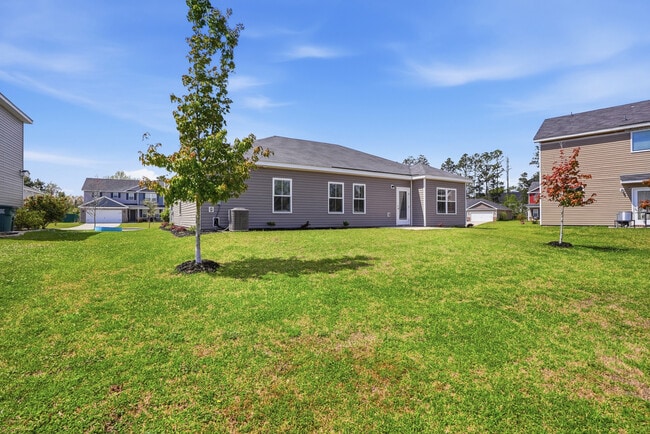 Building Photo - Vale Loop