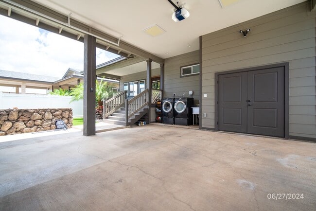 Building Photo - 3bd / 2ba 1,480 sqft Condo in Waianae