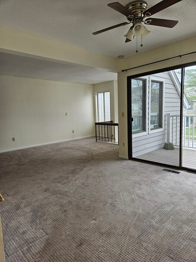 Building Photo - 212 Crosswoods Rd
