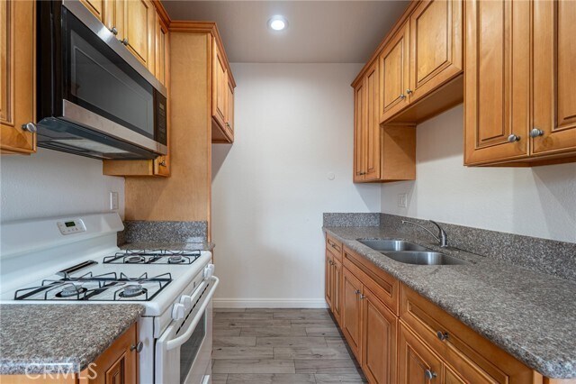 Building Photo - 10085 Tujunga Canyon Blvd